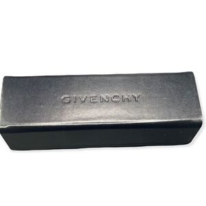 Givenchy fold over close rectangular eyeglass case preowned